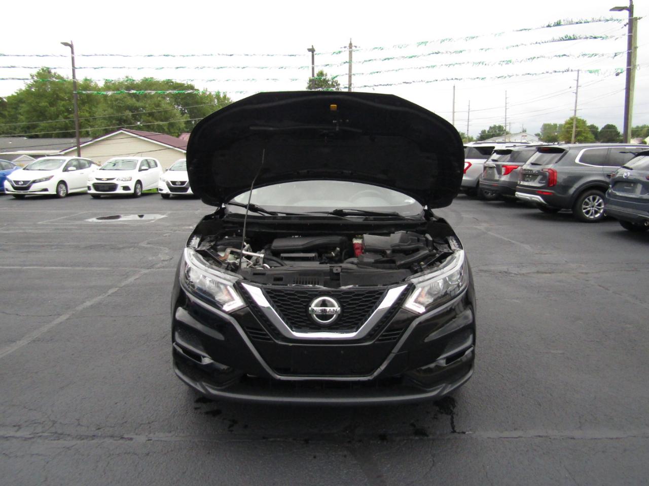 Nissan Rogue Sport S 2021