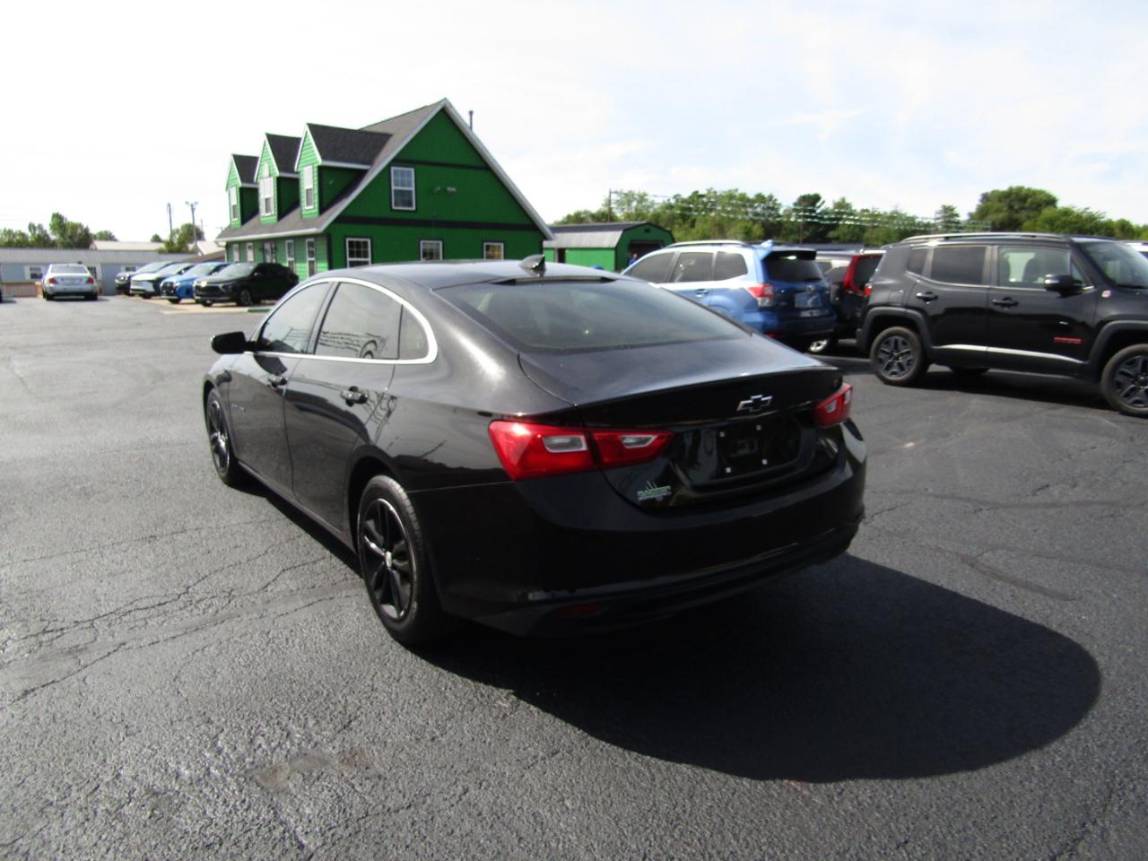 Chevrolet Malibu  2018