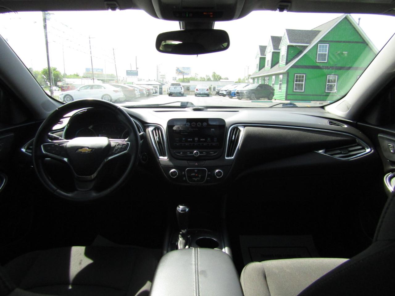 Chevrolet Malibu  2018