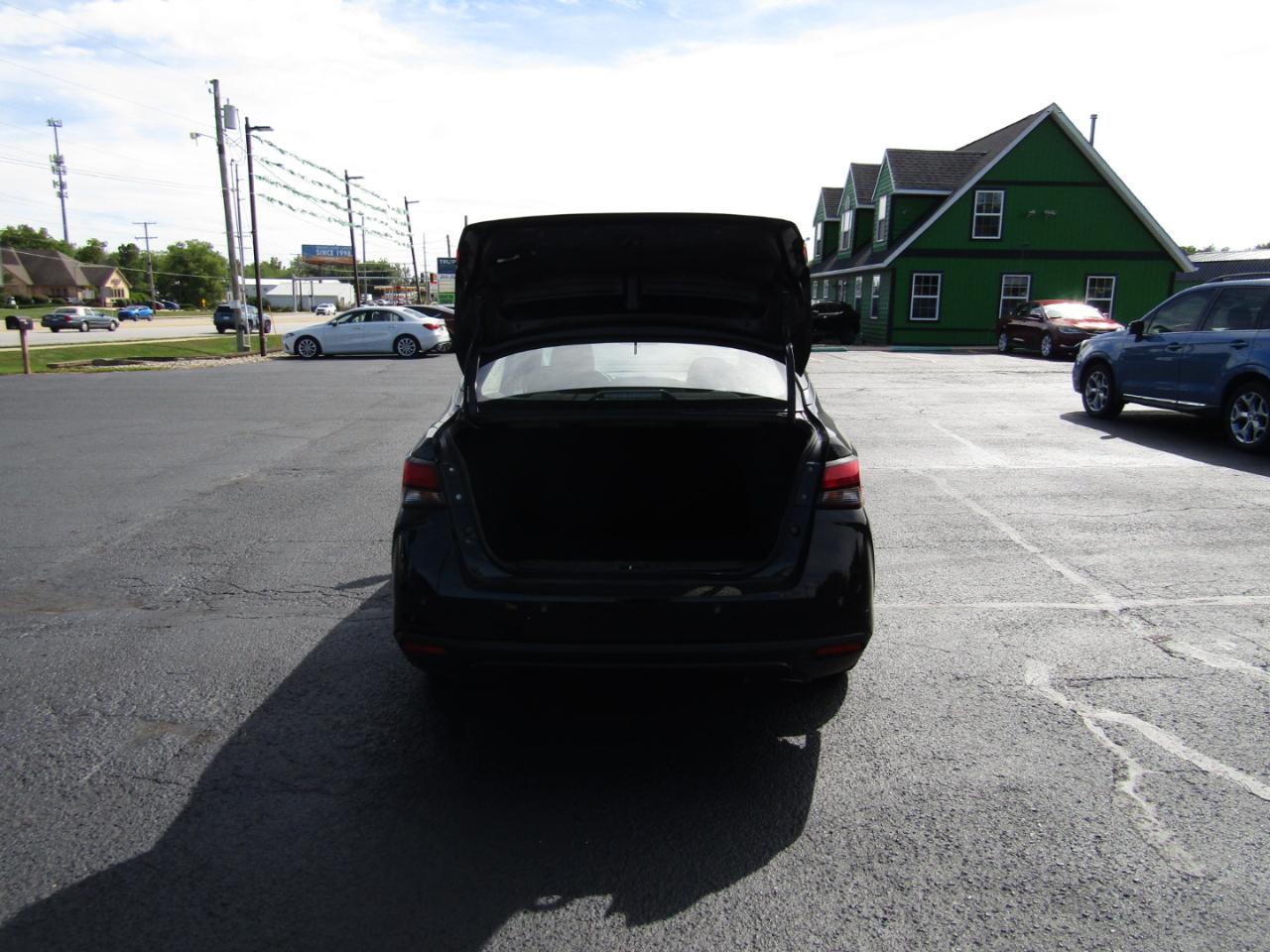 Nissan Versa S 2024