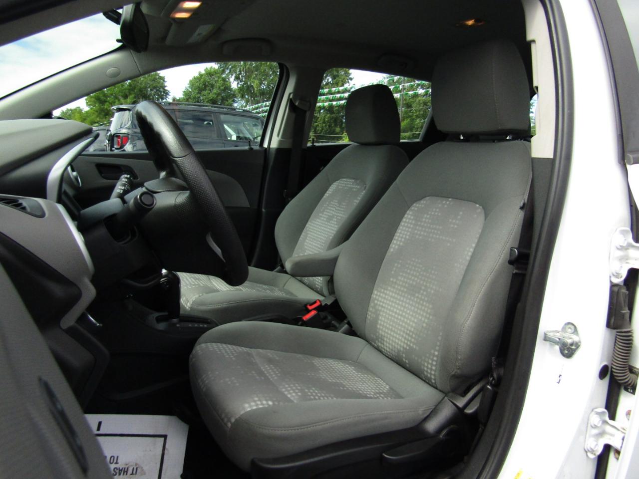 Chevrolet Sonic  2017