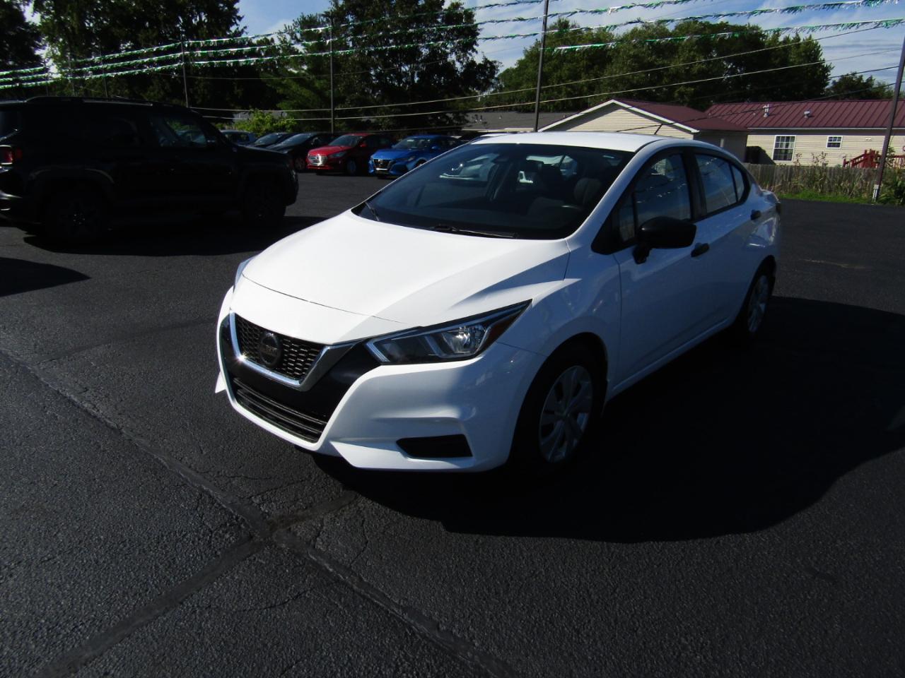 Nissan Versa S CVT 2020