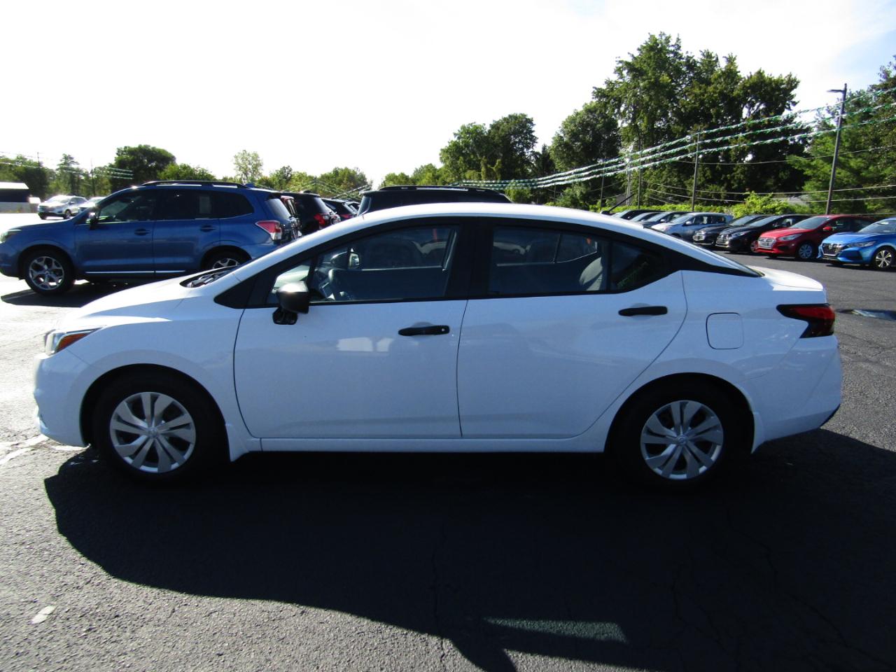 Nissan Versa S CVT 2020