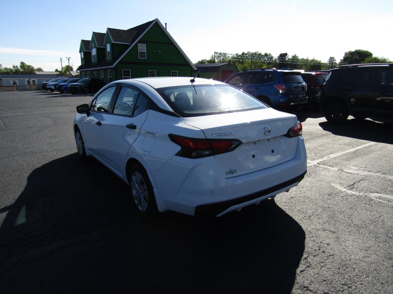 Nissan Versa S CVT 2020