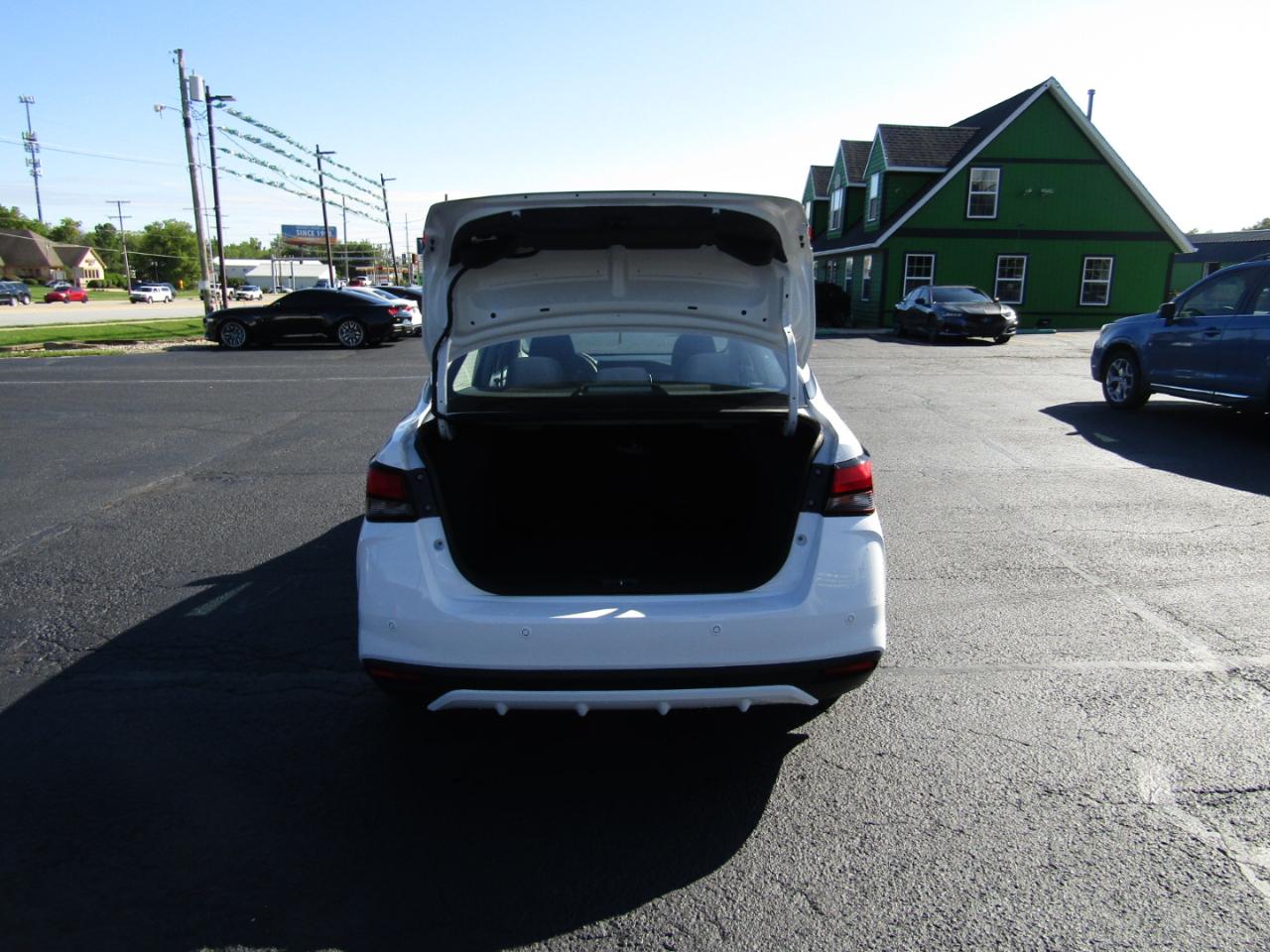 Nissan Versa S CVT 2020