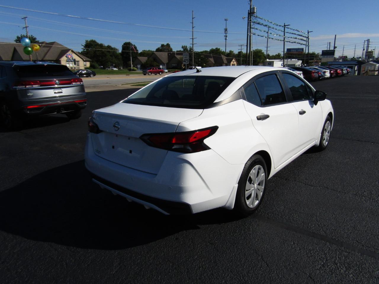 Nissan Versa S CVT 2020