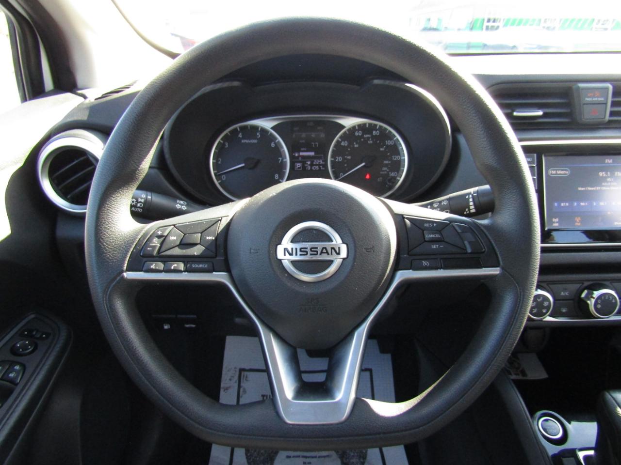 Nissan Versa S CVT 2020