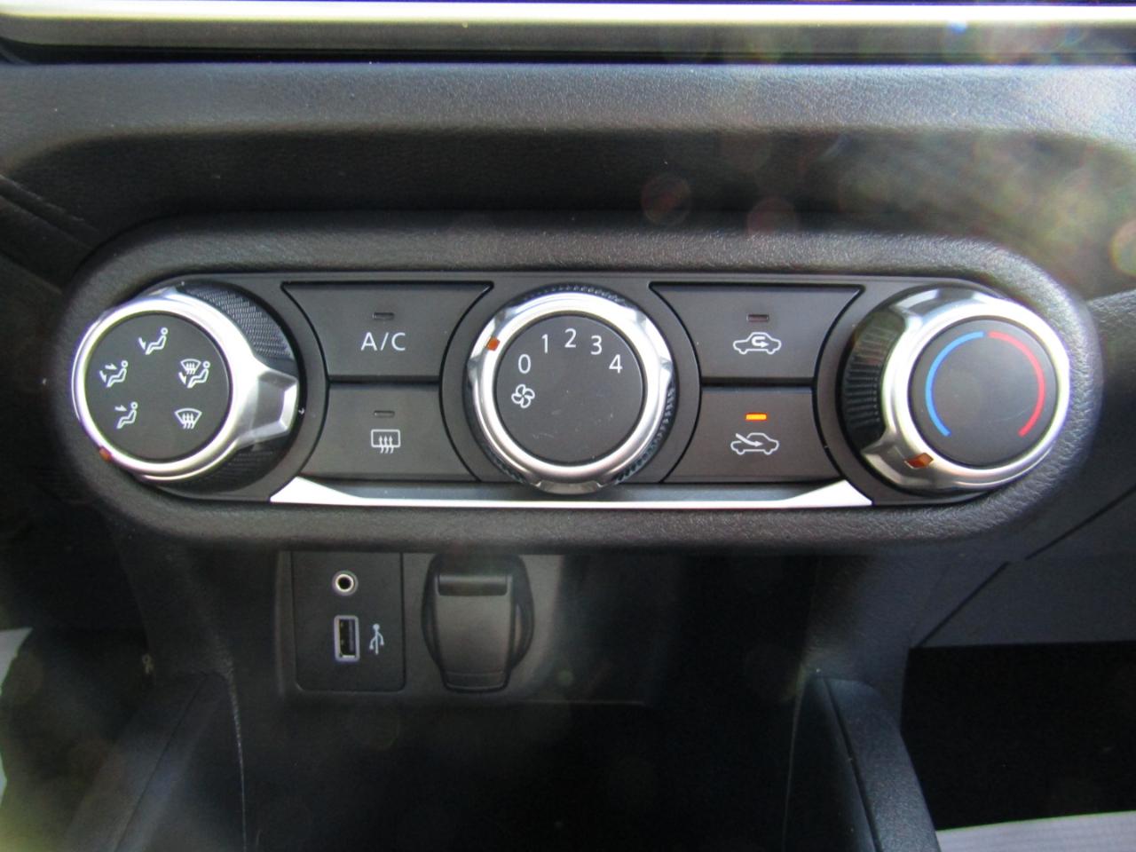 Nissan Versa S CVT 2020