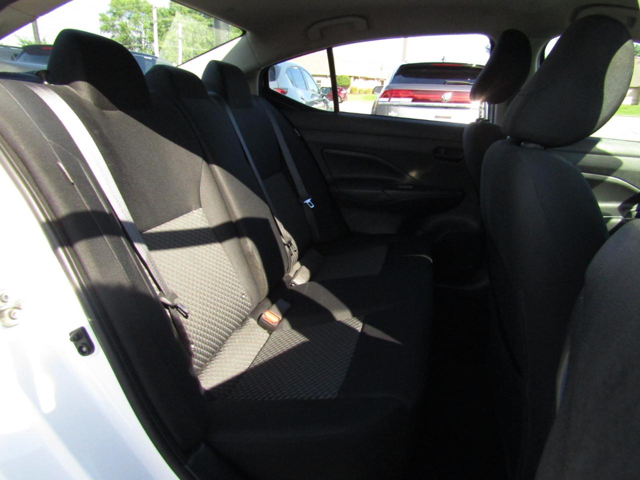 Nissan Versa S CVT 2020