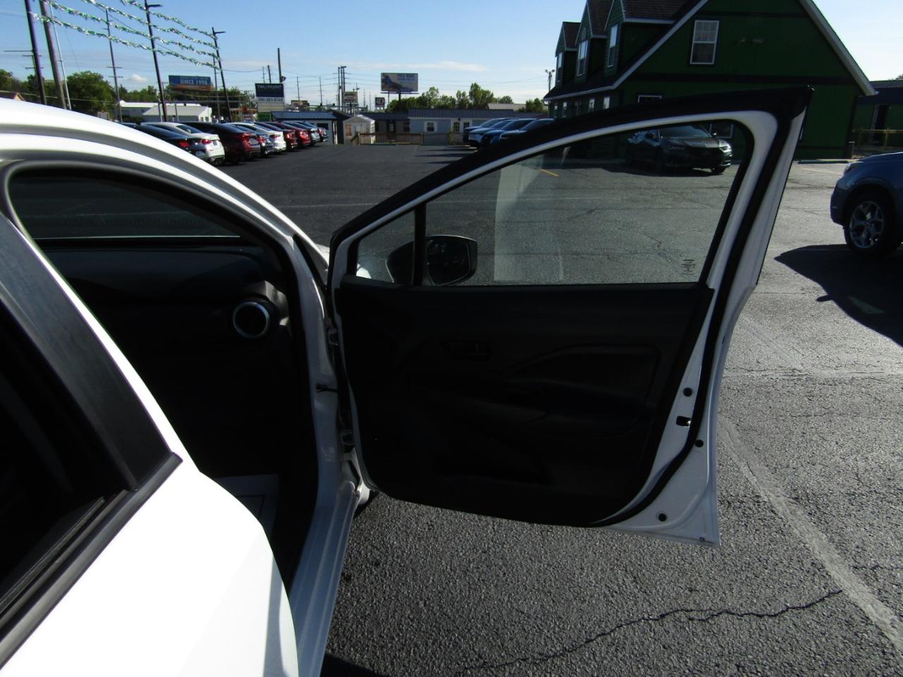 Nissan Versa S CVT 2020