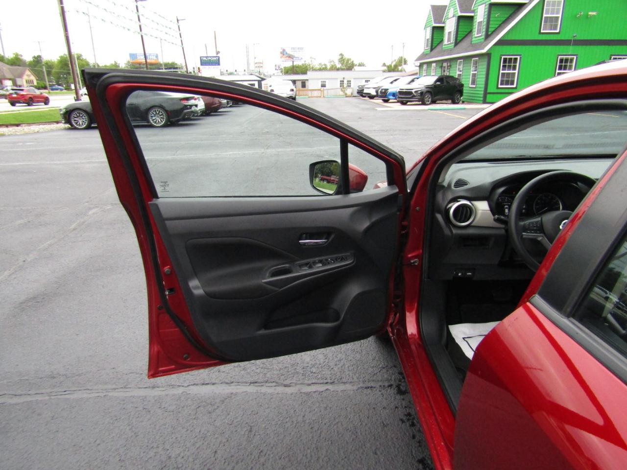 Nissan Versa SV 2021