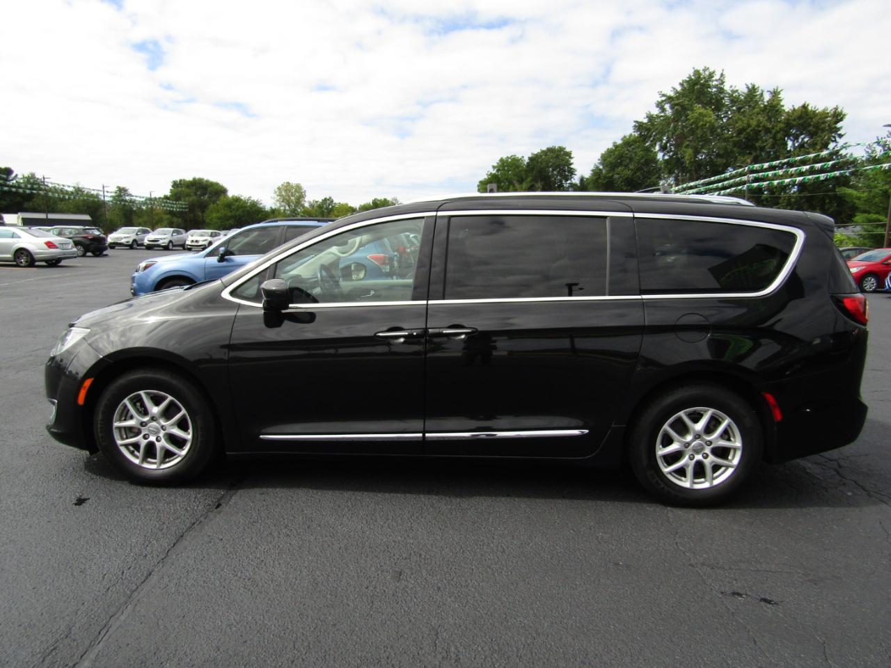 Chrysler Pacifica Touring-L 2020