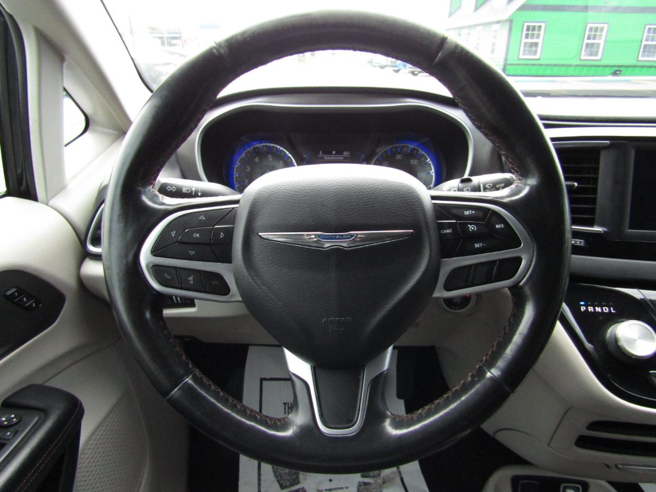 Chrysler Pacifica Touring-L 2020