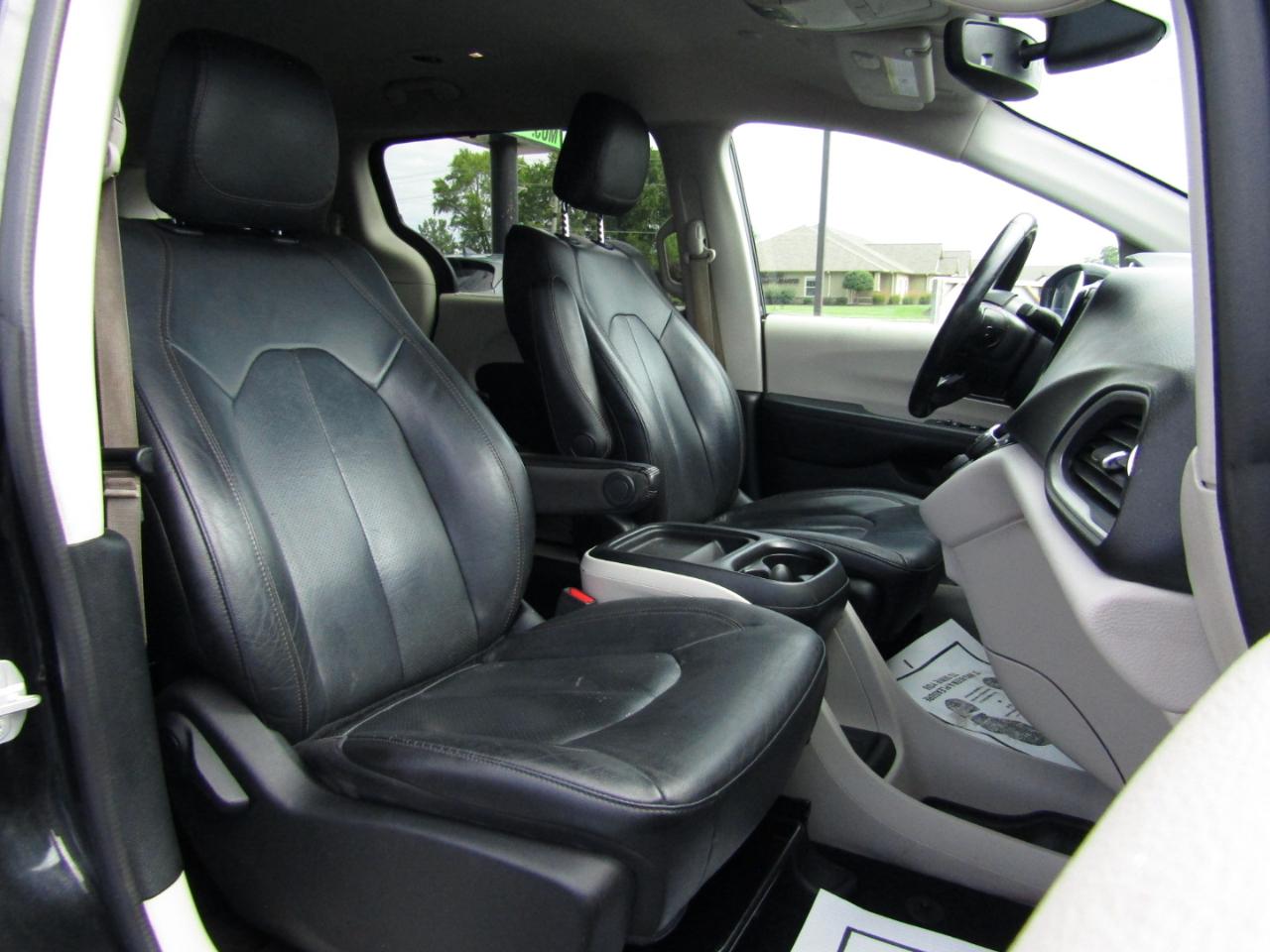Chrysler Pacifica Touring-L 2020