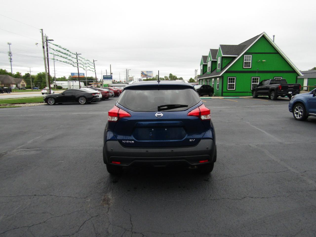 Nissan Kicks SV 2020