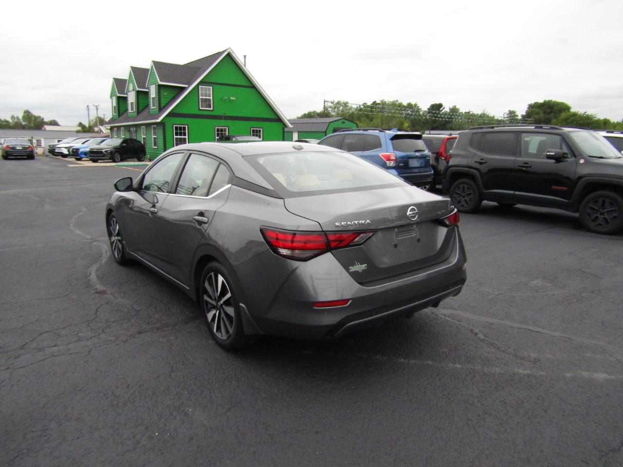 Nissan Sentra SV 2021