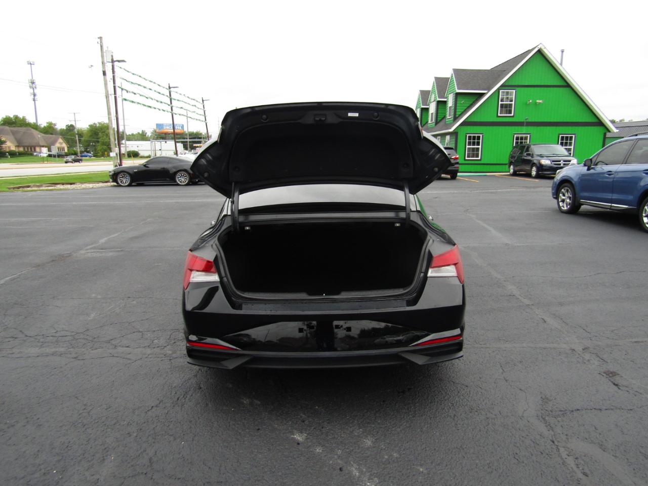 Hyundai Elantra SEL 2023