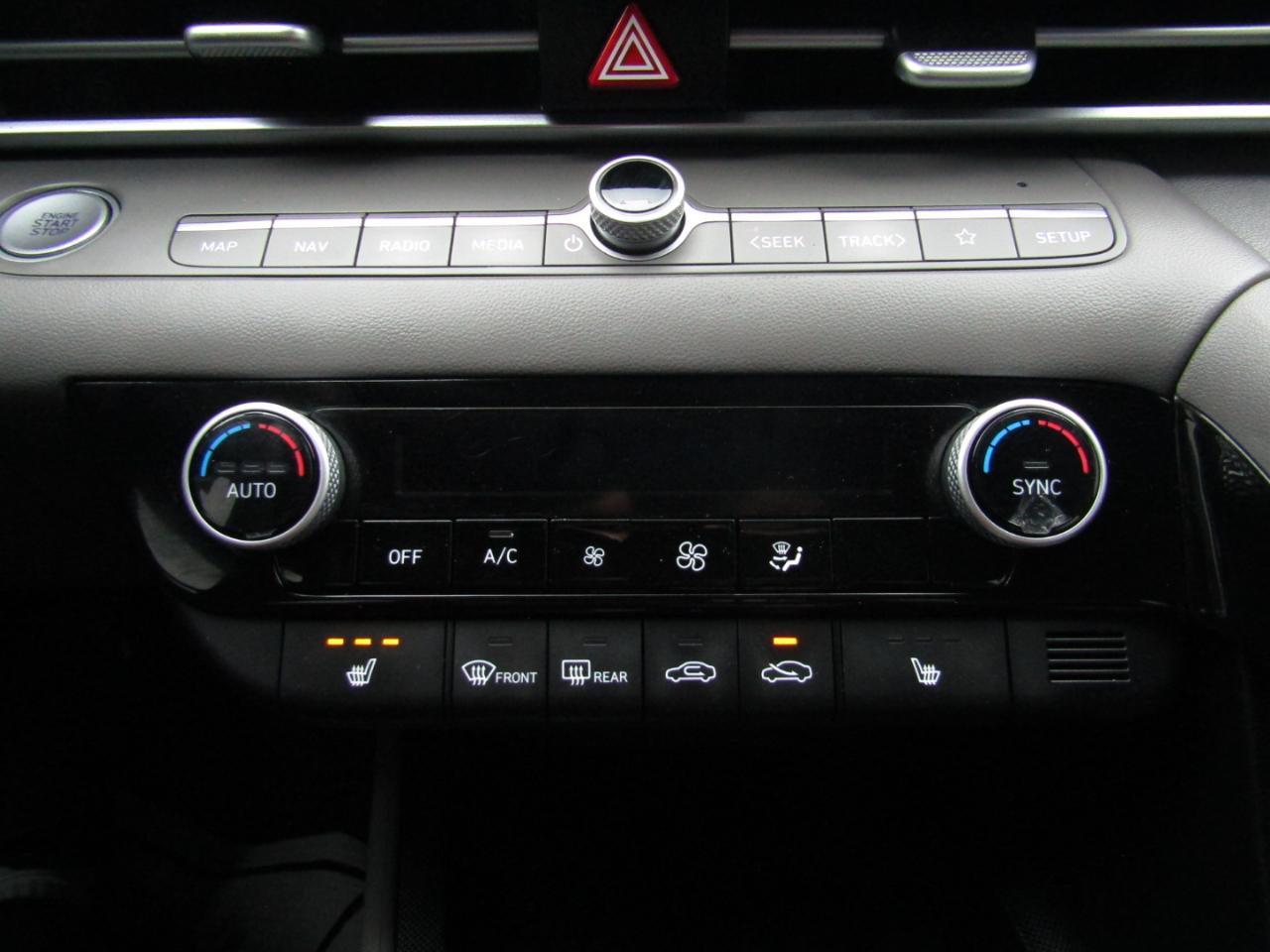 Hyundai Elantra SEL 2023