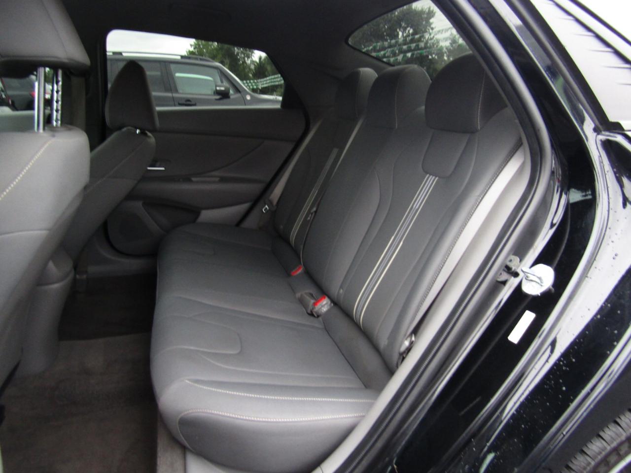 Hyundai Elantra SEL 2023