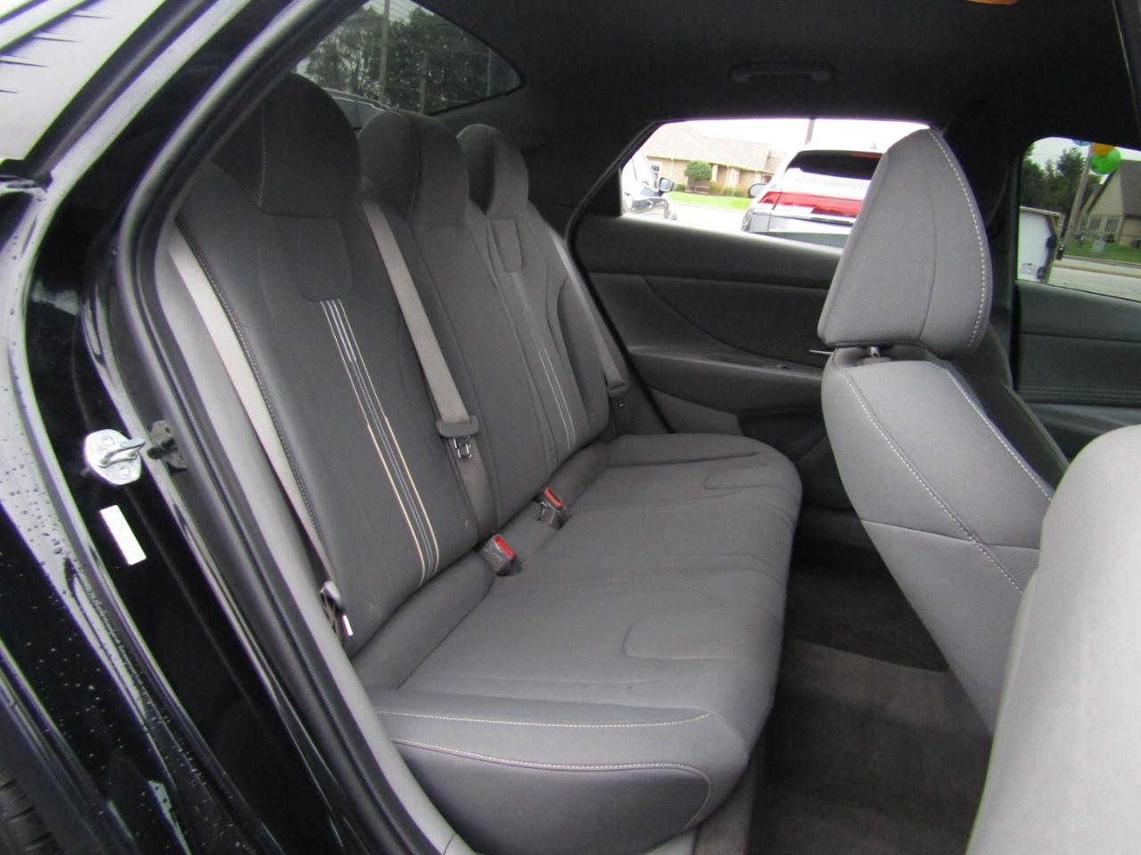 Hyundai Elantra SEL 2023