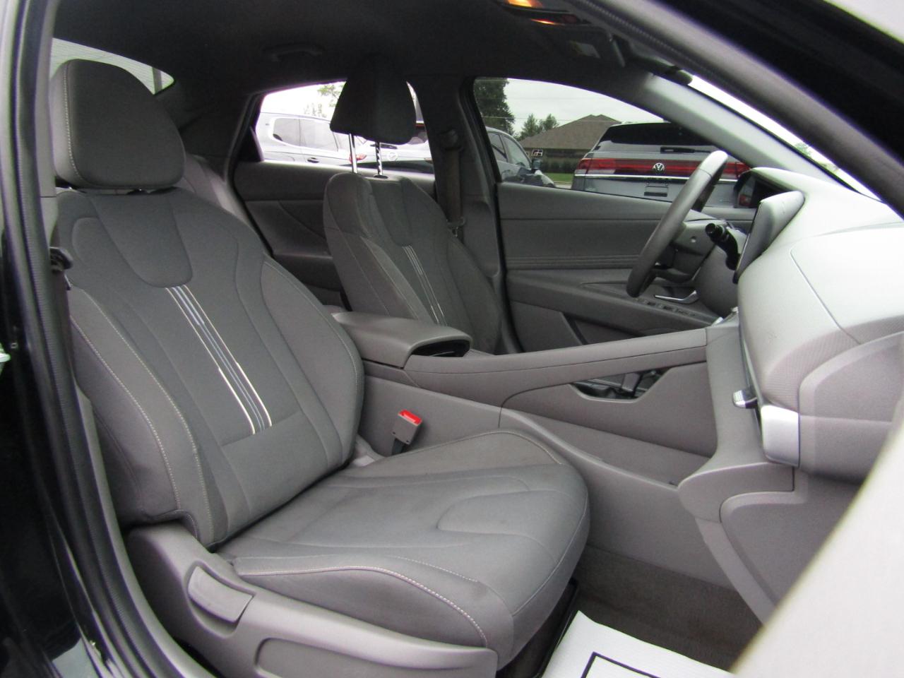 Hyundai Elantra SEL 2023