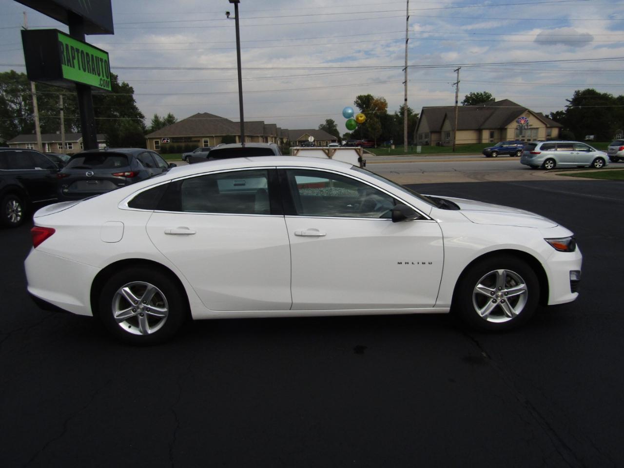 Chevrolet Malibu  2021