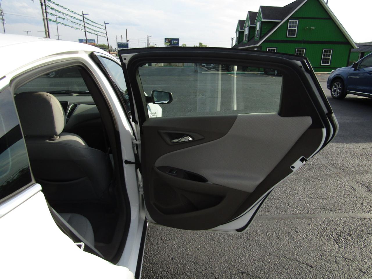 Chevrolet Malibu  2021