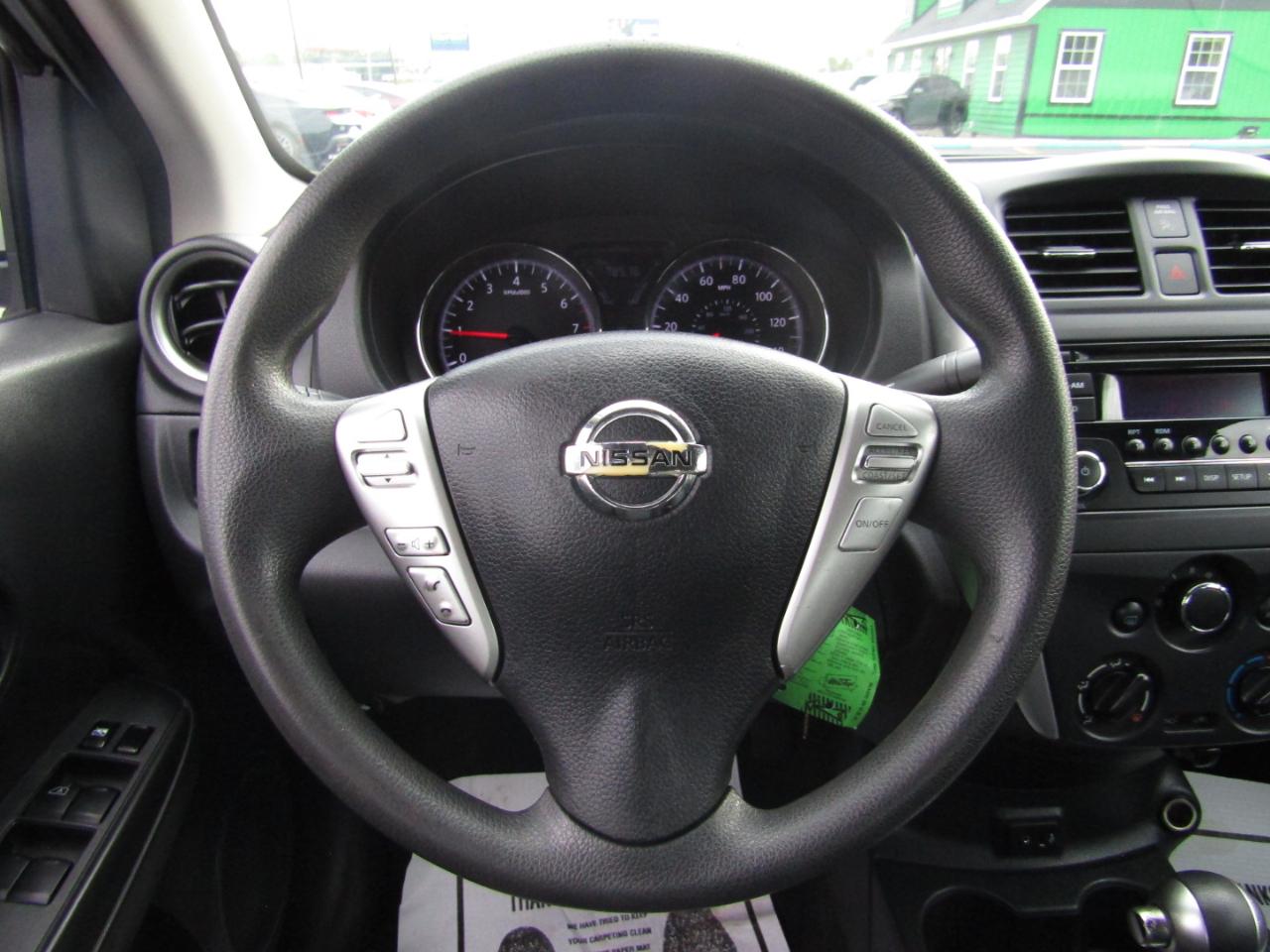 Nissan Versa S 2017