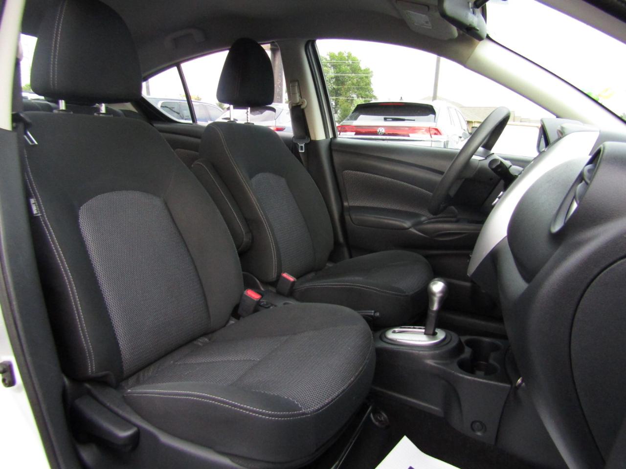 Nissan Versa S 2017