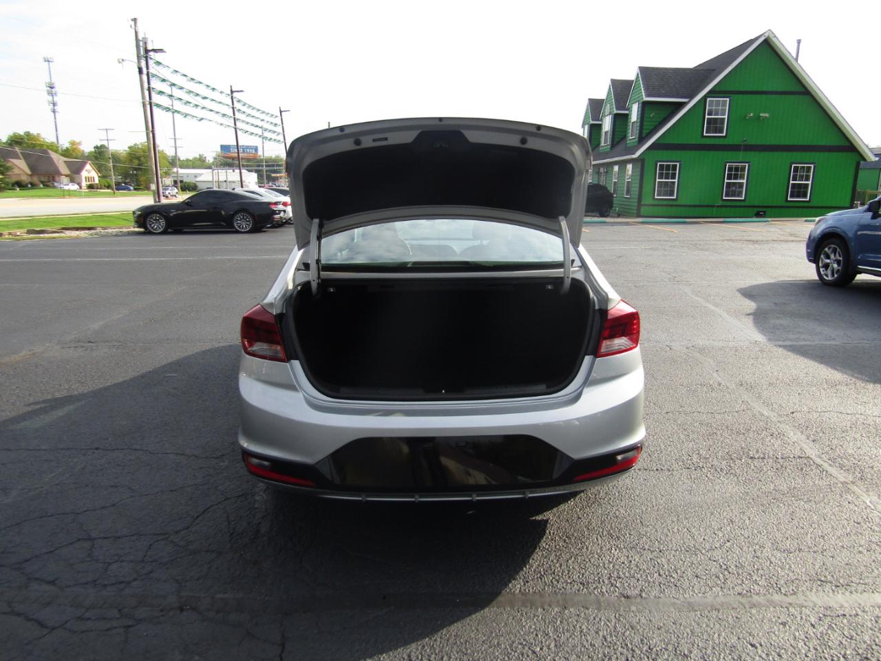 Hyundai Elantra Limited 2020