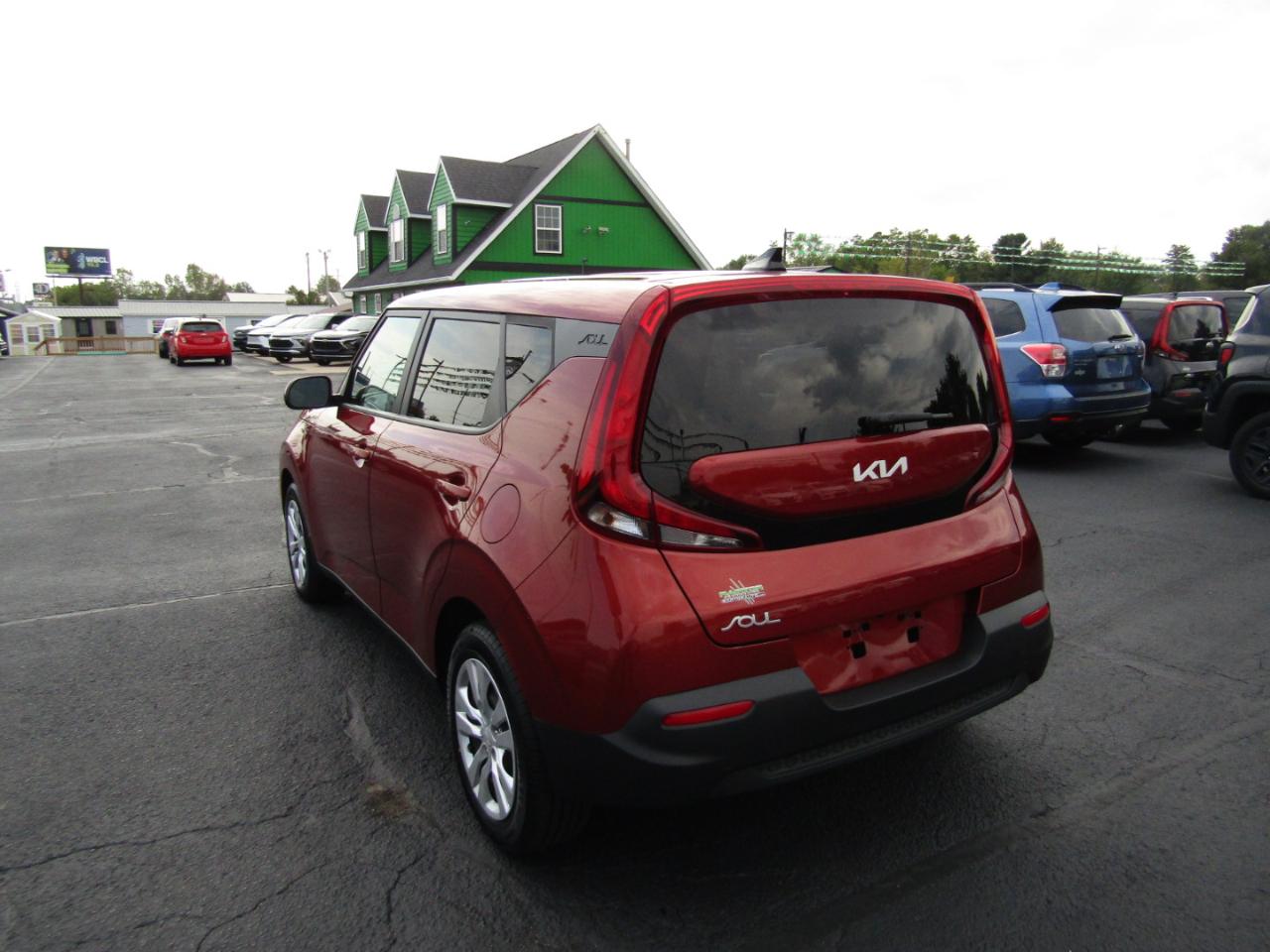 Kia Soul LX 2022