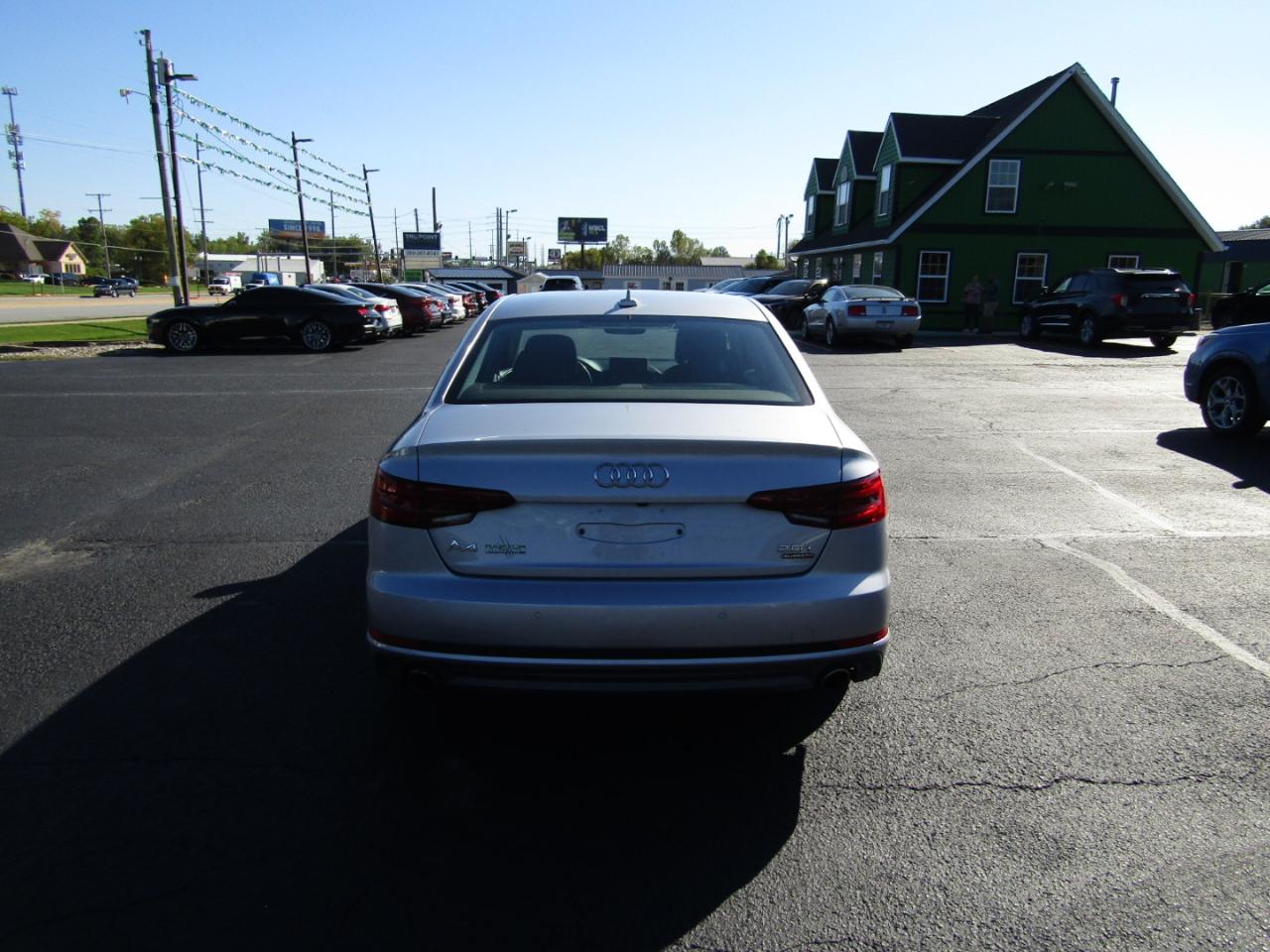 Audi A4 Premium Plus quattro 2018