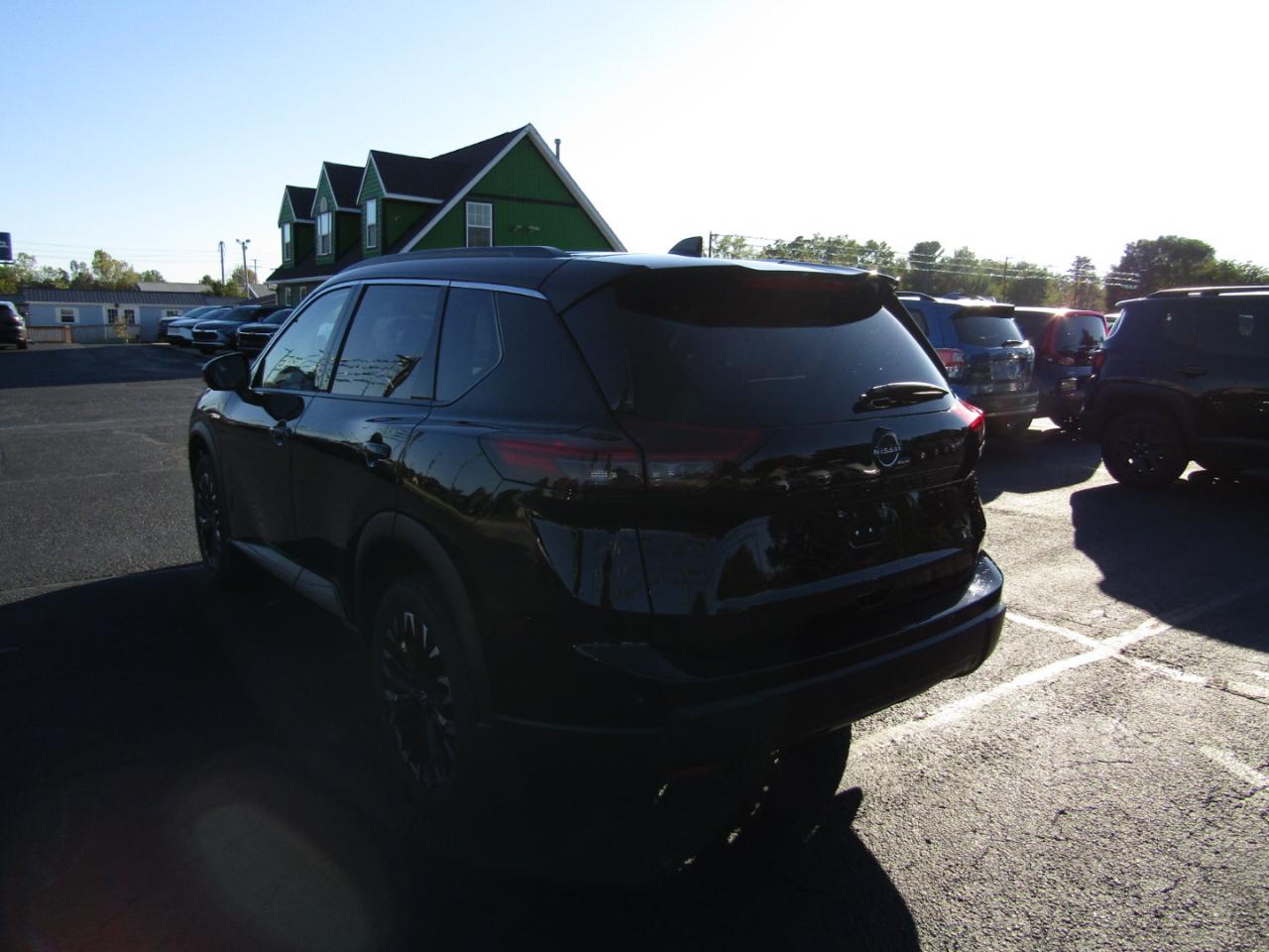 Nissan Rogue SV AWD 2026