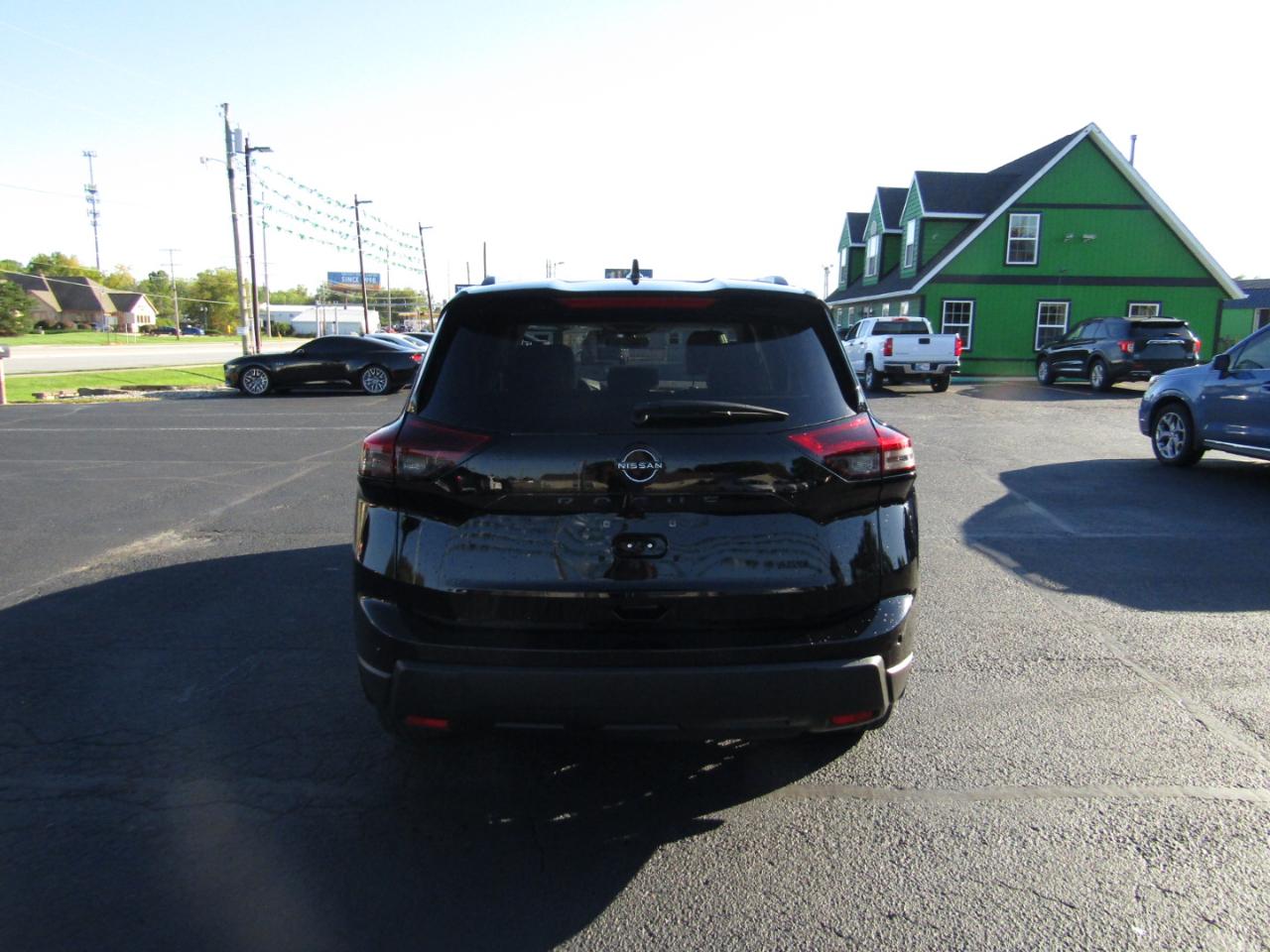 Nissan Rogue SV AWD 2026