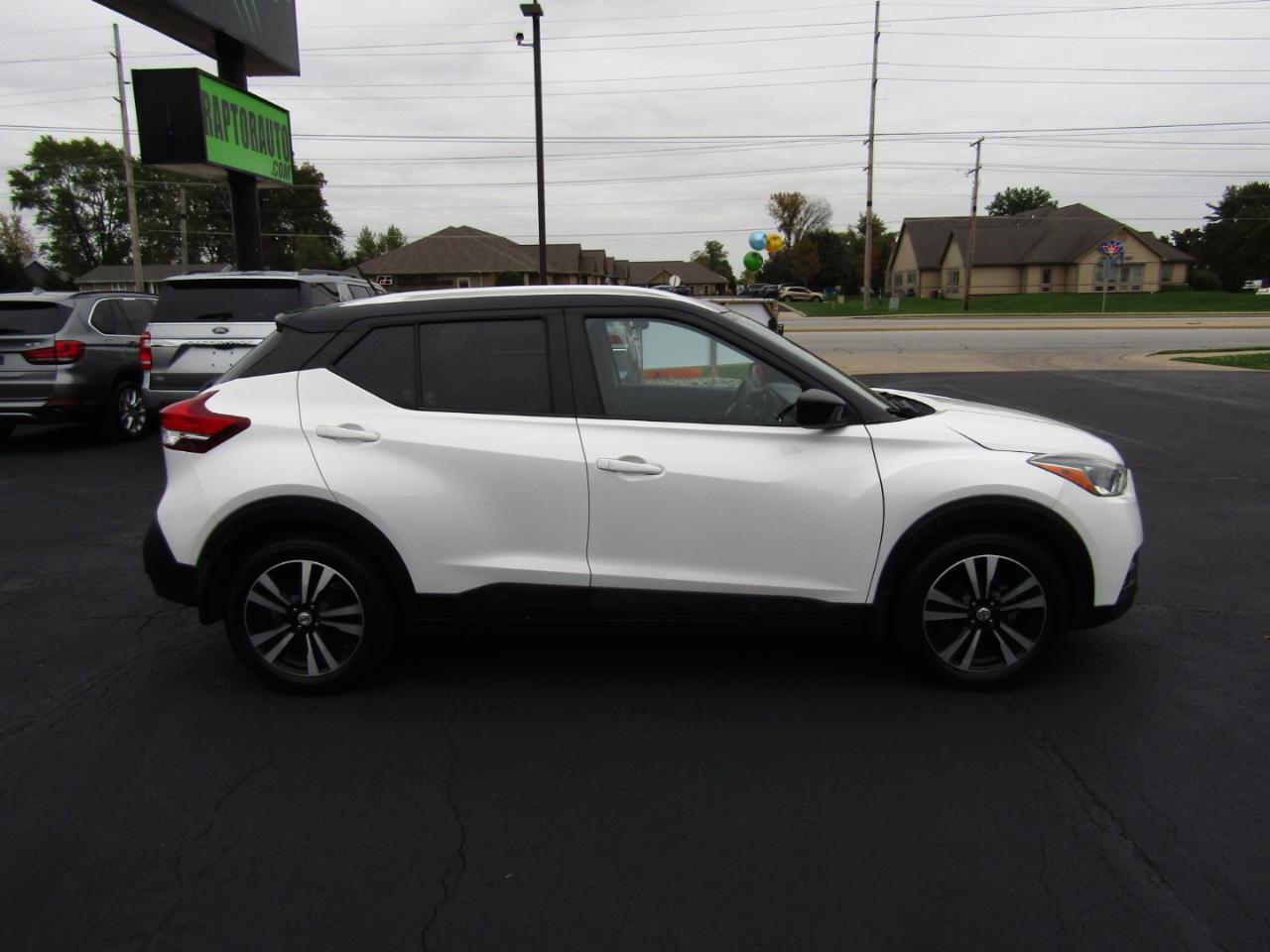 Nissan Kicks SV 2019