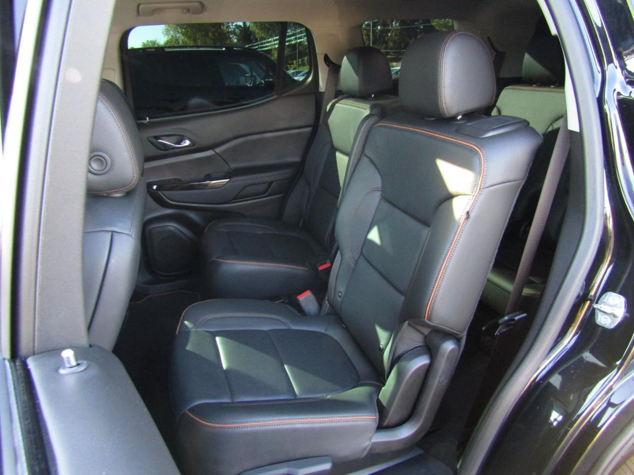 GMC Acadia SLE 2023
