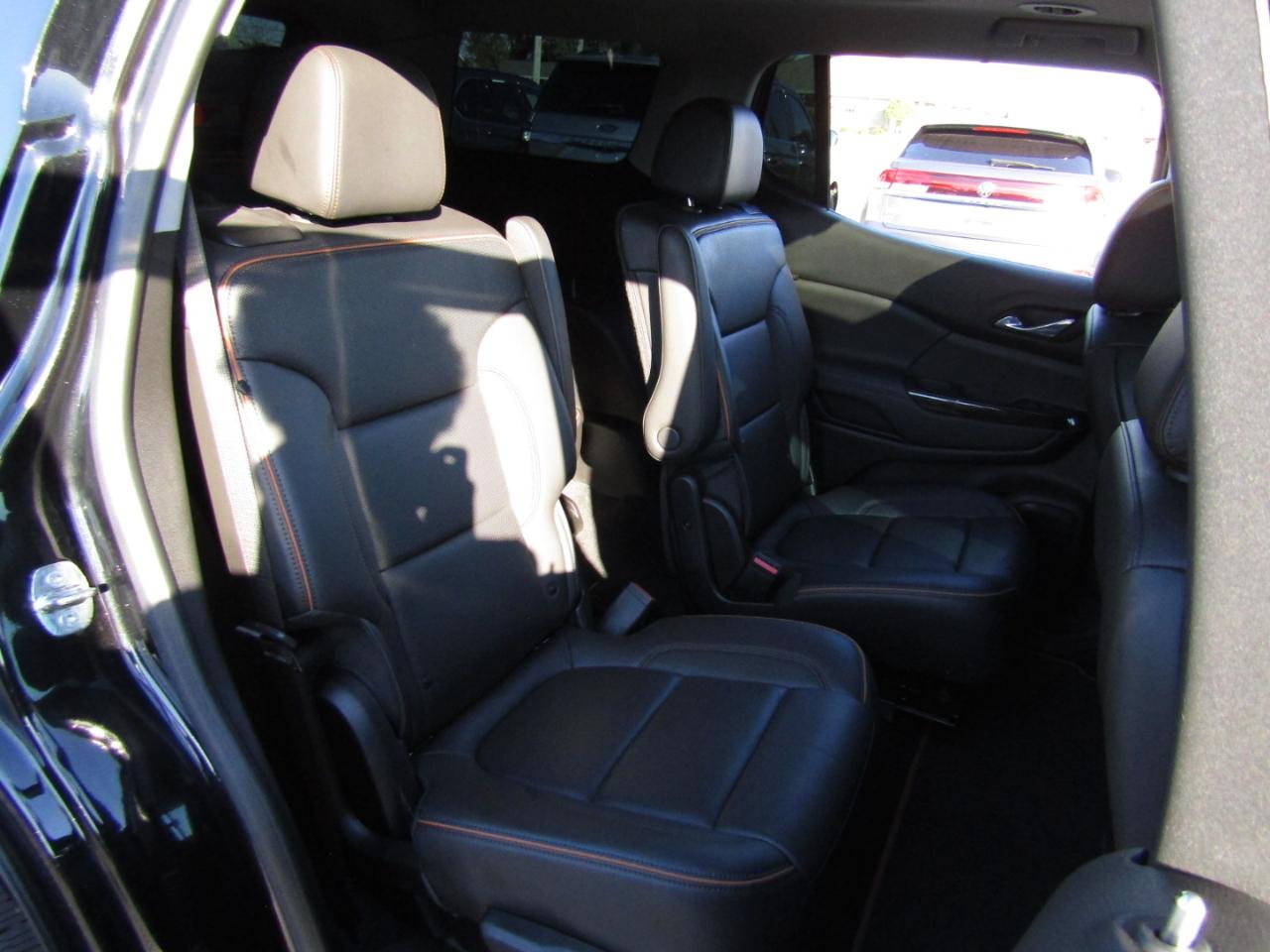 GMC Acadia SLE 2023