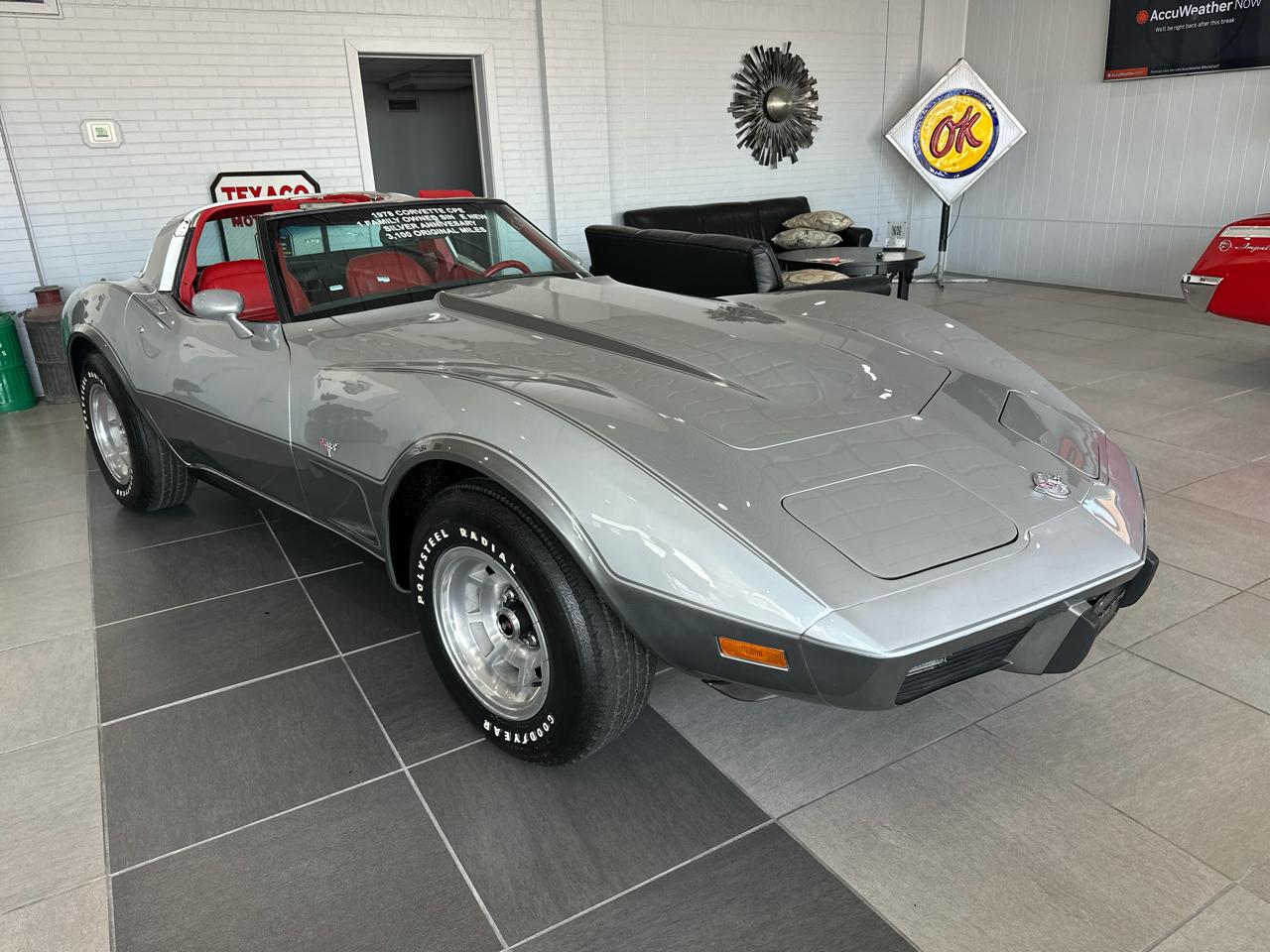 1978 Chevrolet Corvette 2D Coupe