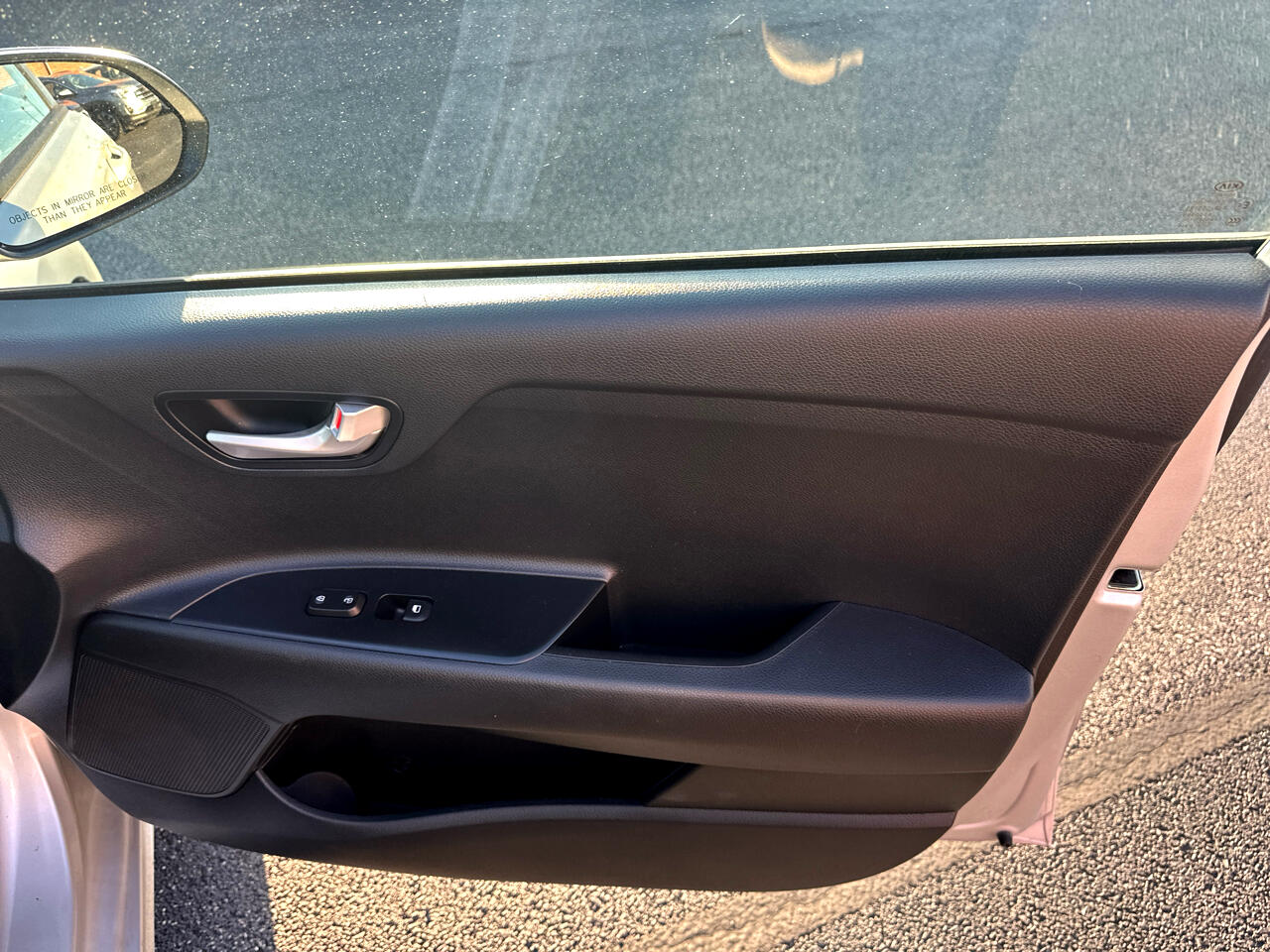 2020 Kia Rio LX photo 4