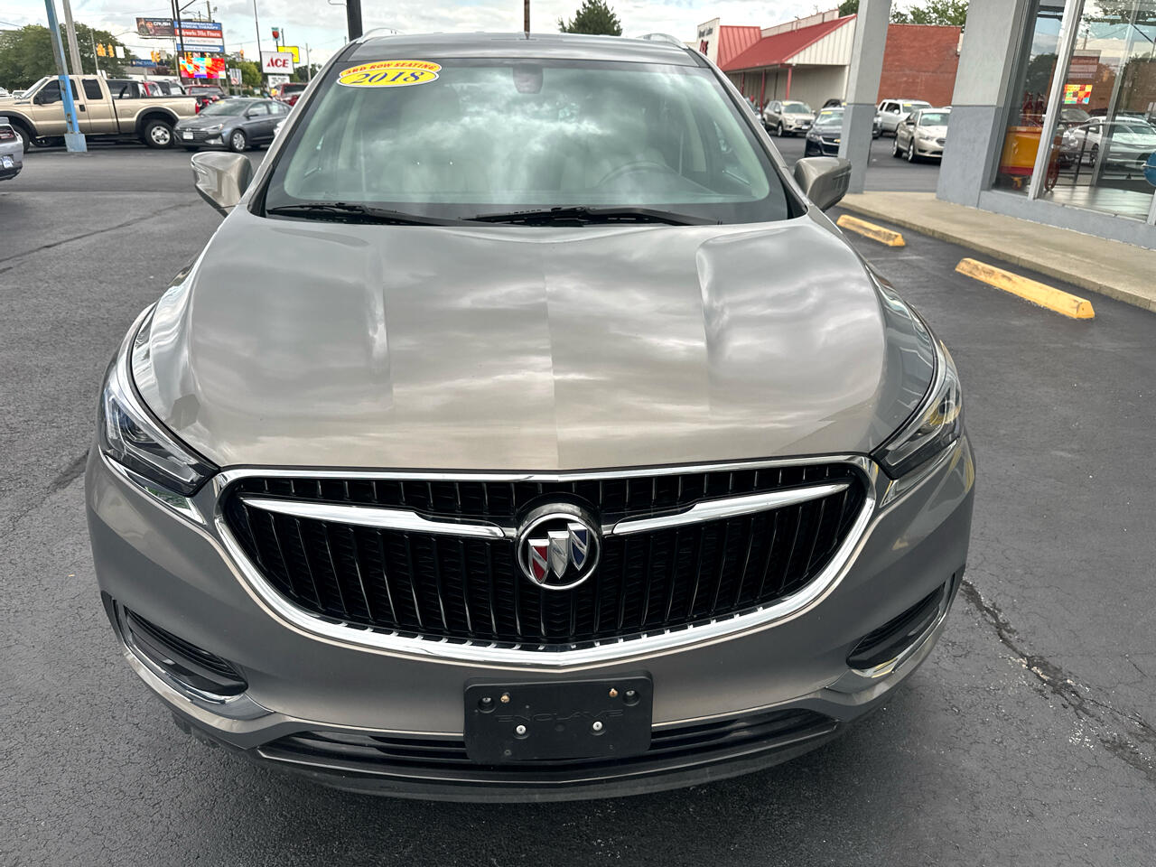 2018 Buick Enclave Essence photo 4