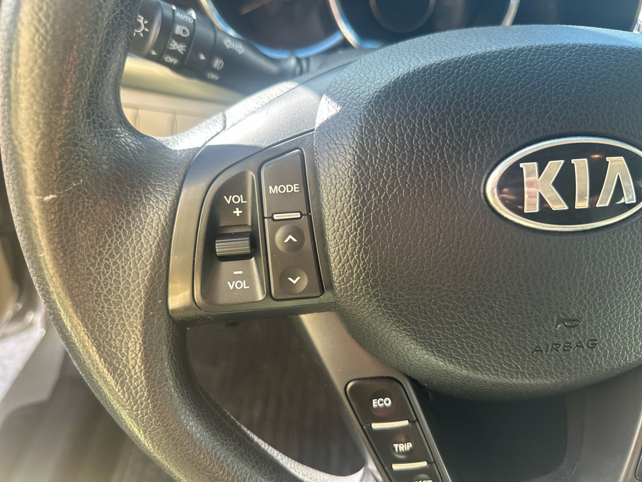 Kia Optima 4dr Sdn LX 2013 Kia Optima 4dr Sdn LX 2013