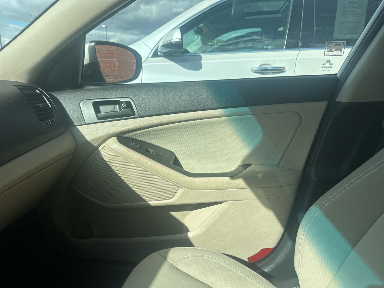 Kia Optima 4dr Sdn LX 2013 Kia Optima 4dr Sdn LX 2013