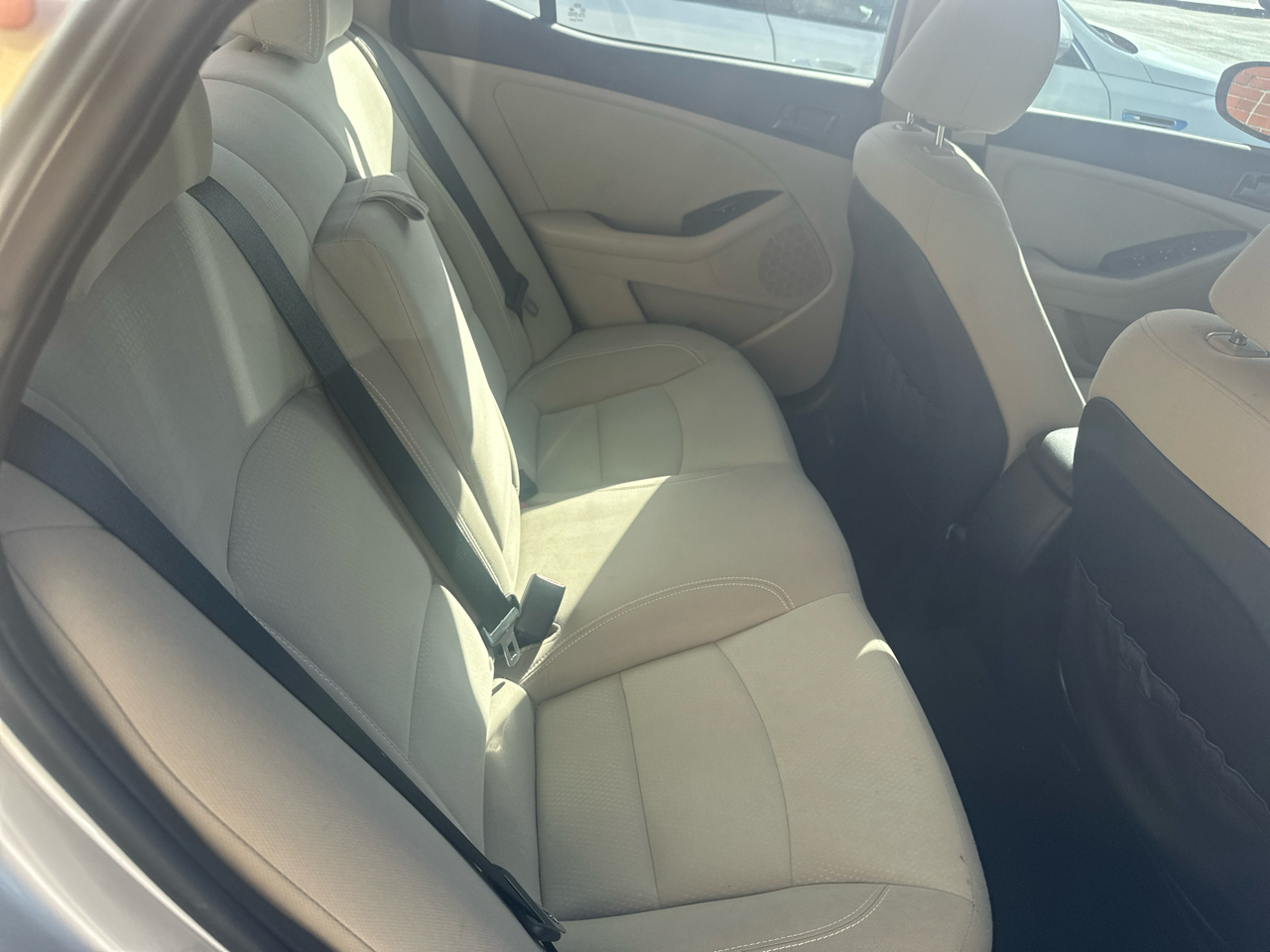 Kia Optima 4dr Sdn LX 2013 Kia Optima 4dr Sdn LX 2013