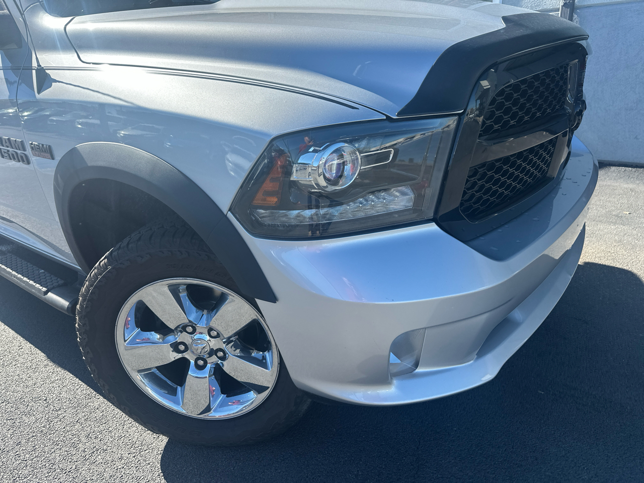 2018 Ram 1500 Sport Night Edition photo 3