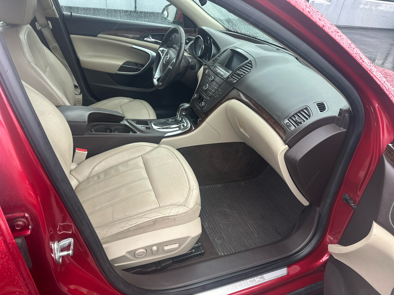 Buick Regal 4dr Sdn Turbo Premium 1 2013 Buick Regal 4dr Sdn Turbo Premium 1 2013