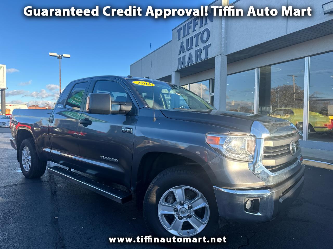 2014 Toyota Tundra 4WD Truck Double Cab 5.7L FFV V8 6-Spd AT SR (Natl)