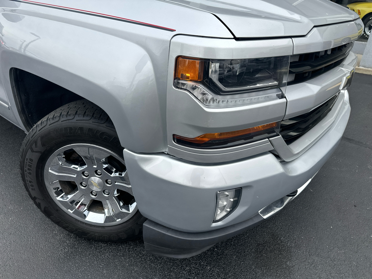 2016 Chevrolet Silverado 1500 LT Z71 photo 3