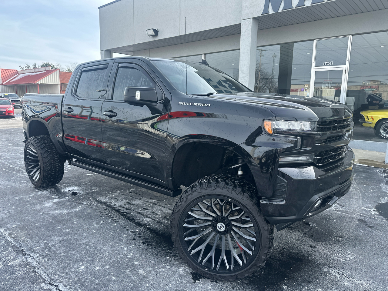 Chevrolet Silverado 1500 4WD Crew Cab 147" LT Trail Boss 2019