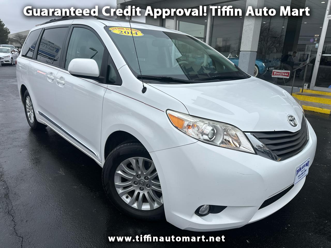 2014 Toyota Sienna 5dr 8-Pass Van V6 XLE