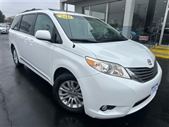 2014 Toyota Sienna 